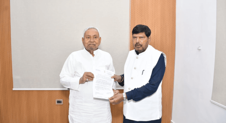 ramdas athawale meets cm nitish kumar