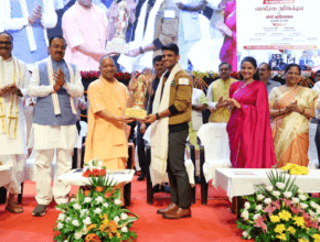 cm yogi with shubhanshu shukla